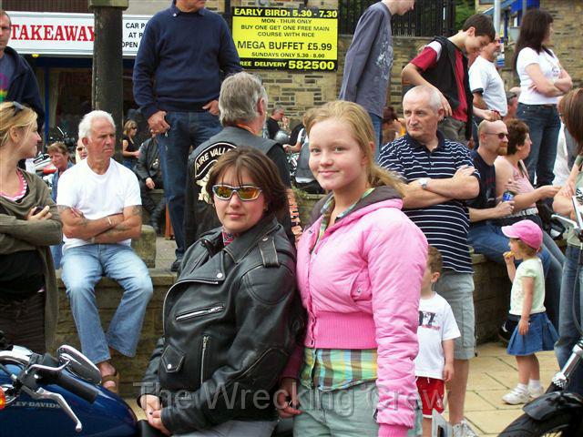 Baildon 2007 Angie - Paul - Mikaela (213).JPG